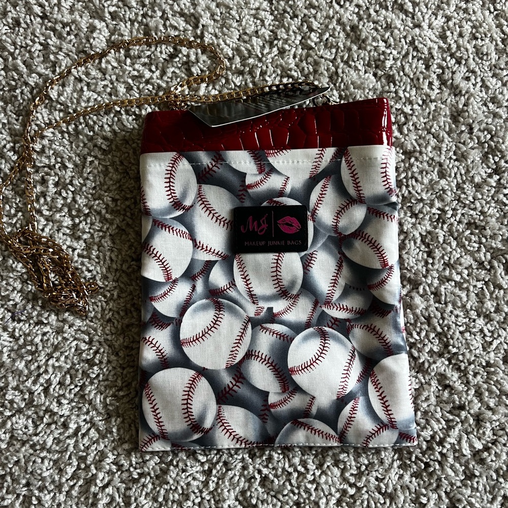 Must Love Bags Baseball Print Crossbody Bag - Red and White